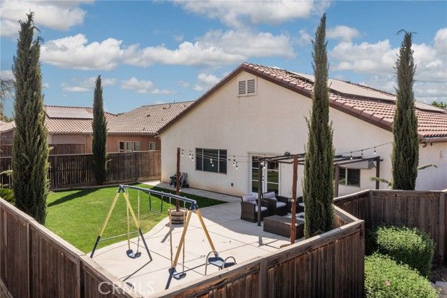 9500 Laurelwood Court, Shafter, CA 93263