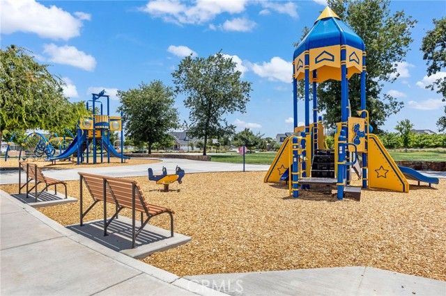 9500 Laurelwood Court, Shafter, CA 93263