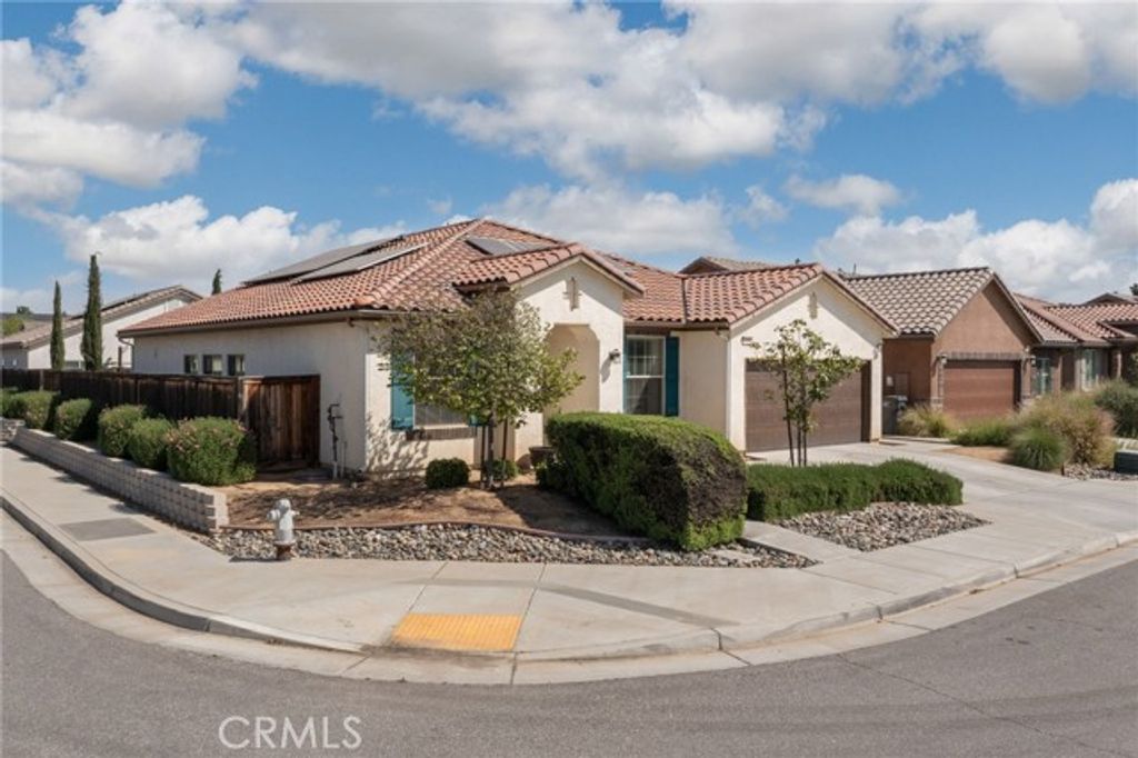 9500 Laurelwood Court, Shafter, CA 93263