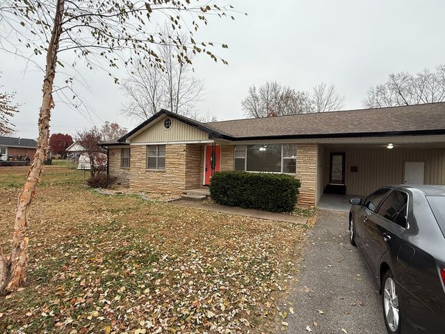 304 Apache Drive, Hopkinsville, KY 42240