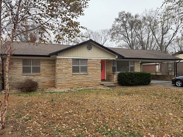 304 Apache Drive, Hopkinsville, KY 42240