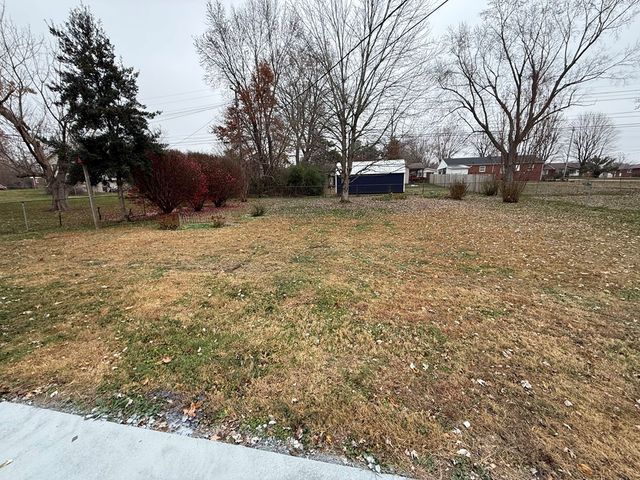 304 Apache Drive, Hopkinsville, KY 42240