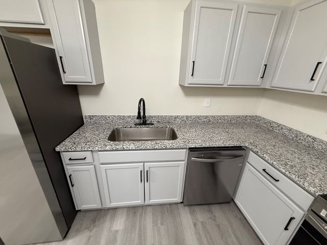 304 Apache Drive, Hopkinsville, KY 42240