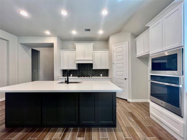 10626 Kingston Spring Drive, Missouri City, TX 77459