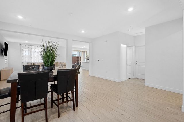 1072 Blue Range Way, Roseville, CA 95747