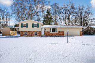 17928 Darden Road, South Bend, IN 46635