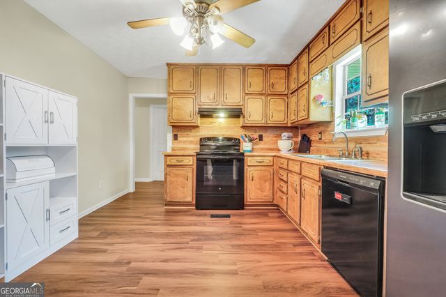 681 Locust Road, Locust Grove, GA 30248