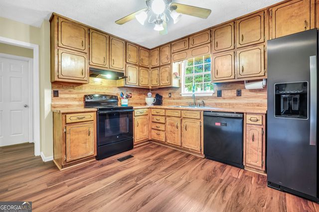 681 Locust Road, Locust Grove, GA 30248