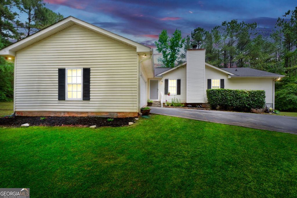 681 Locust Road, Locust Grove, GA 30248