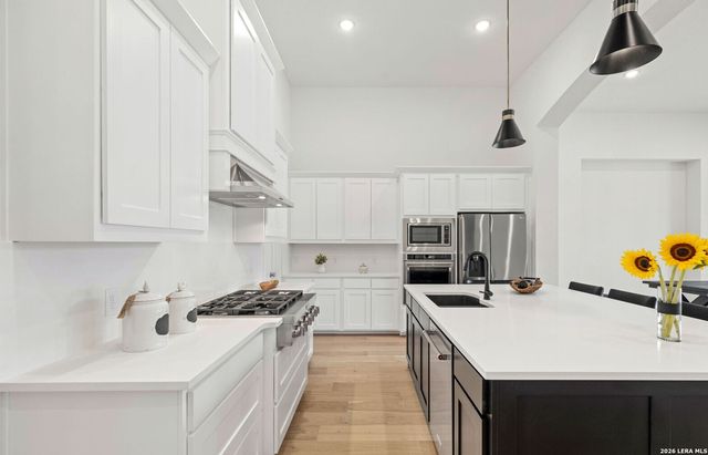 10023 Deidehban, Boerne, TX 78006