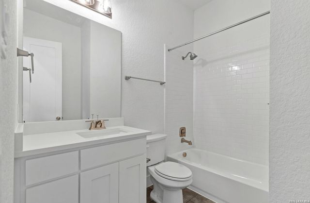 10023 Deidehban, Boerne, TX 78006
