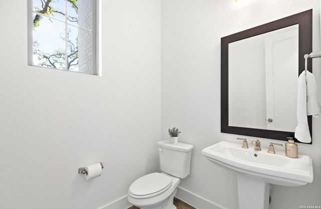 10023 Deidehban, Boerne, TX 78006