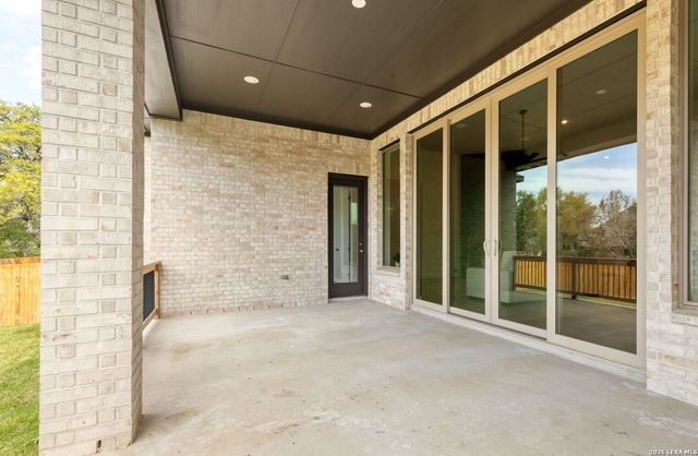 10023 Deidehban, Boerne, TX 78006