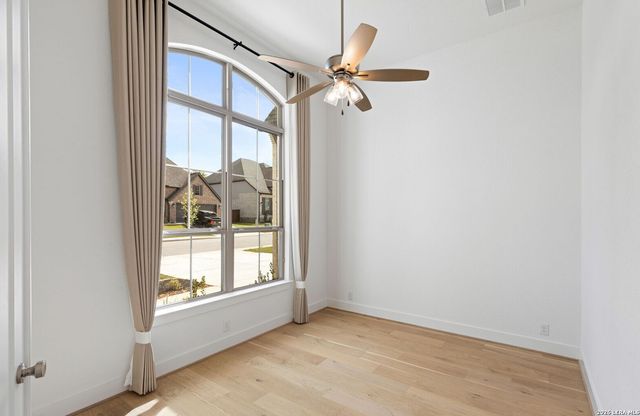 10023 Deidehban, Boerne, TX 78006