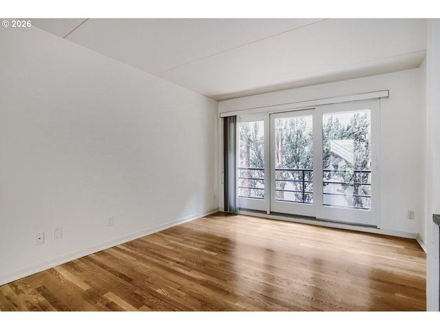 1937 Nw HOYT St 106, Portland, OR 97209