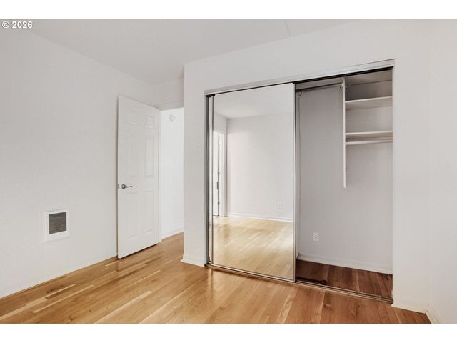 1937 Nw HOYT St 106, Portland, OR 97209