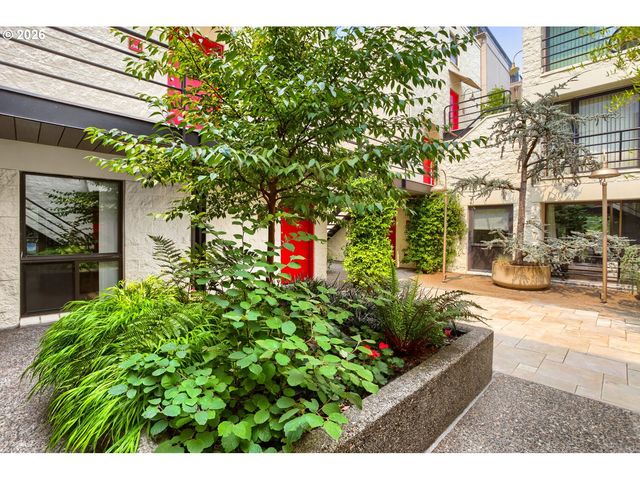 1937 Nw HOYT St 106, Portland, OR 97209