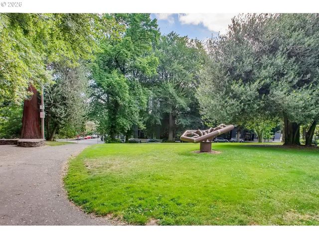 1937 Nw HOYT St 106, Portland, OR 97209