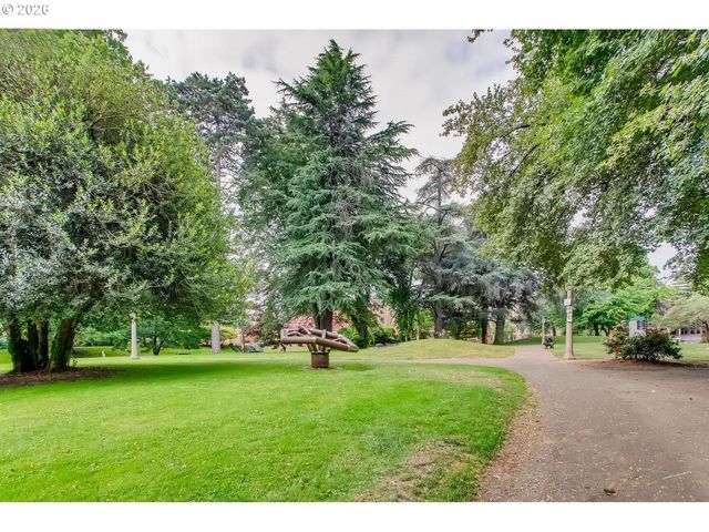 1937 Nw HOYT St 106, Portland, OR 97209