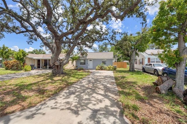 4870 47TH AVENUE N, St Petersburg, FL 33714