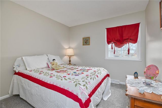 13823 W 80th Street, Lenexa, KS 66215