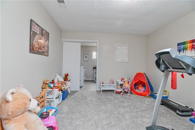 13823 W 80th Street, Lenexa, KS 66215