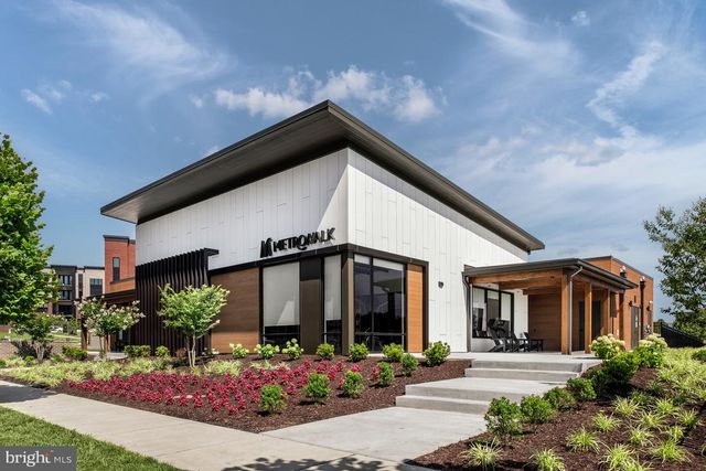 43431 MONROE CREST TER, Ashburn, VA 20148