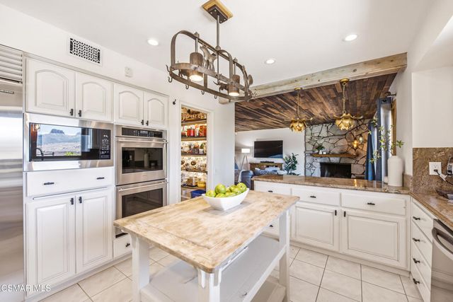 3515 Twin Lake, Westlake Village, CA 91361