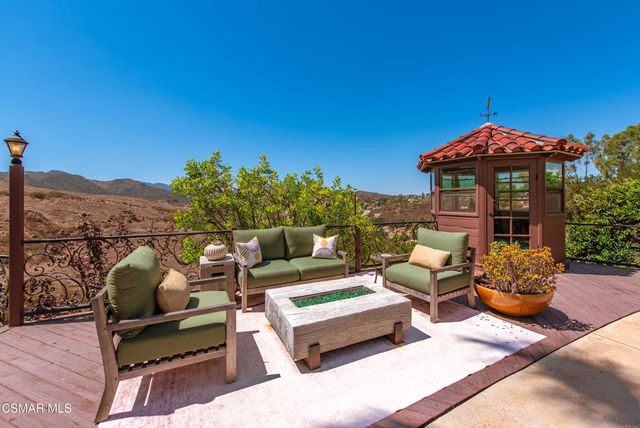 3515 Twin Lake, Westlake Village, CA 91361
