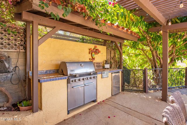 3515 Twin Lake, Westlake Village, CA 91361