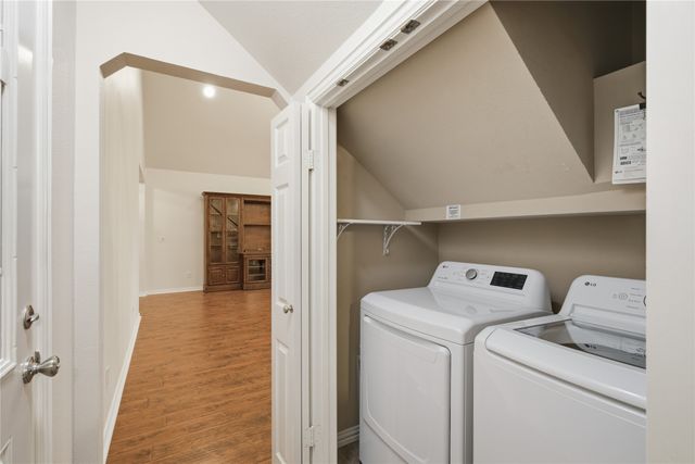 287 Emma Call Court, Decatur, TX 76234