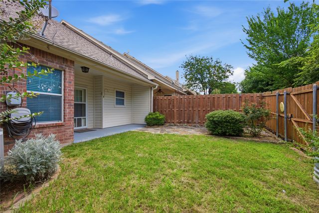 287 Emma Call Court, Decatur, TX 76234