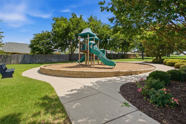 287 Emma Call Court, Decatur, TX 76234