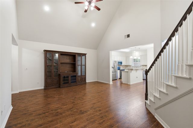 287 Emma Call Court, Decatur, TX 76234