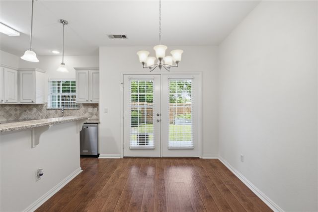 287 Emma Call Court, Decatur, TX 76234