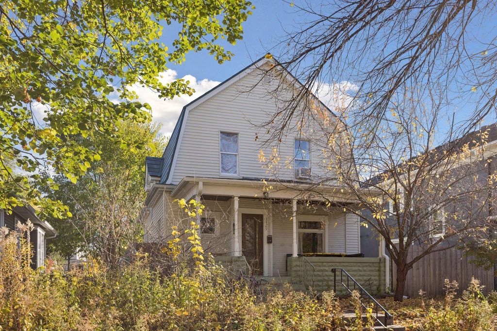 3429 5th Avenue S, Minneapolis, MN 55408