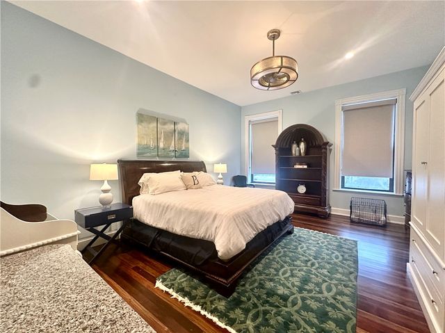 10 Young Street 2, Newport, RI 02840