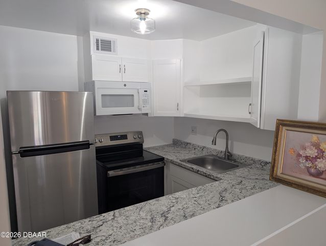 1504 Virginia Ave Apt 108, Daytona Beach, FL 32114