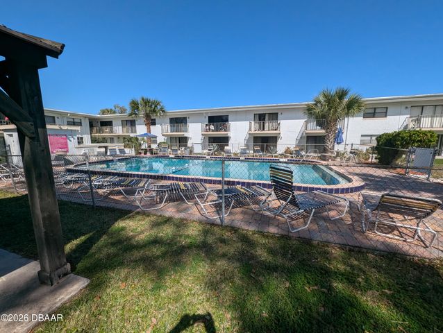 1504 Virginia Ave Apt 108, Daytona Beach, FL 32114