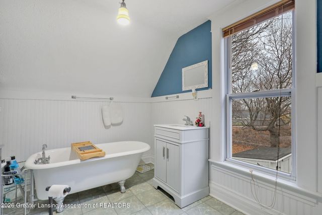 323 Johnson Street, Charlotte, MI 48813