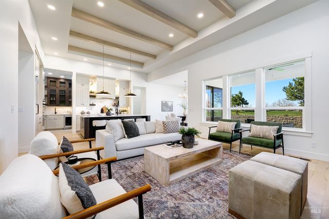 563 N Morehouse Ave., Eagle, ID 83616