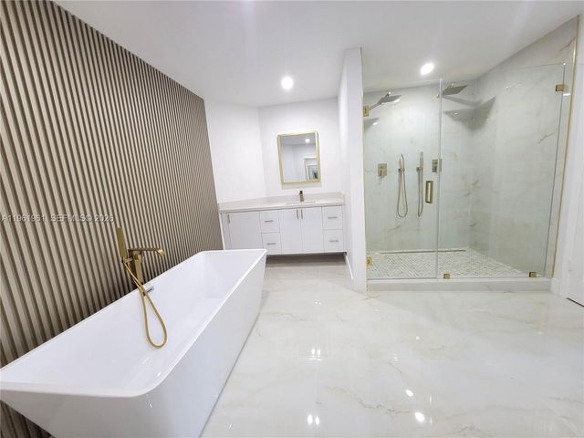 7928 NW 190th Ln 0, Hialeah, FL 33015