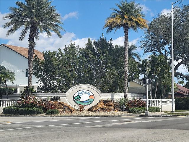 7928 NW 190th Ln 0, Hialeah, FL 33015