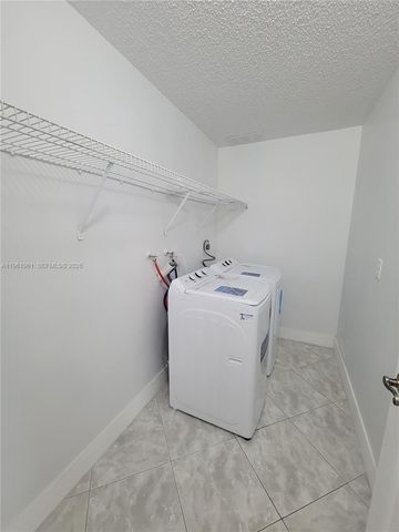 7928 NW 190th Ln 0, Hialeah, FL 33015