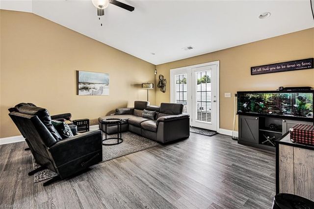 312 Oak Ridge Drive, Archdale, NC 27263