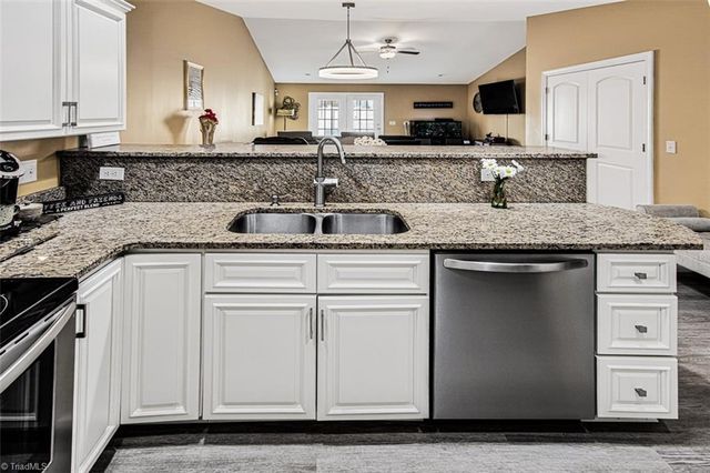 312 Oak Ridge Drive, Archdale, NC 27263