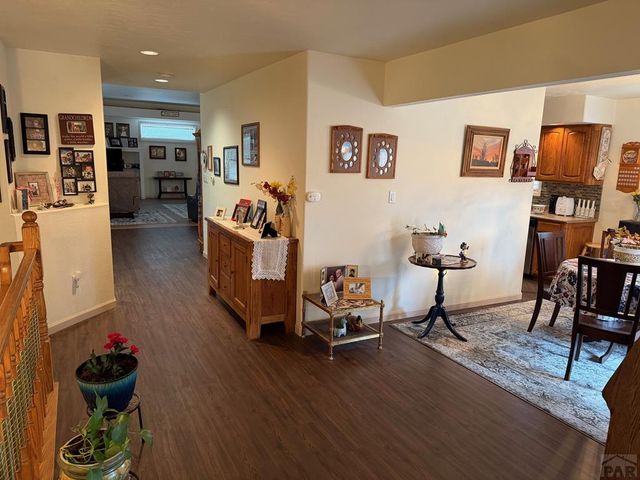 134 La Rochelle Dr, Pueblo, CO 81005