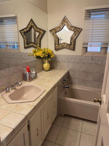 134 La Rochelle Dr, Pueblo, CO 81005
