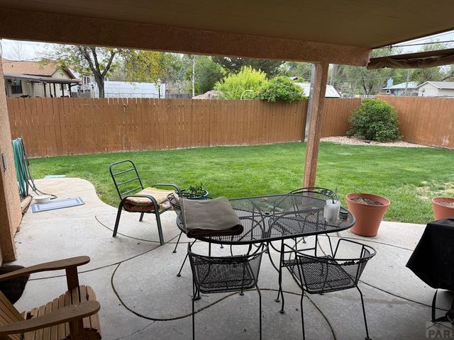 134 La Rochelle Dr, Pueblo, CO 81005