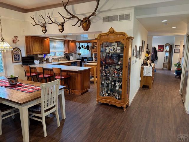 134 La Rochelle Dr, Pueblo, CO 81005